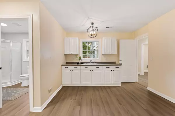 Coliving in Monroe - East Charlotte, Charlotte