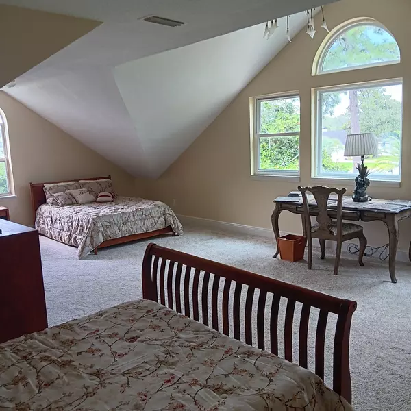 Coliving in Sans Pareil - Beaches, Jacksonville