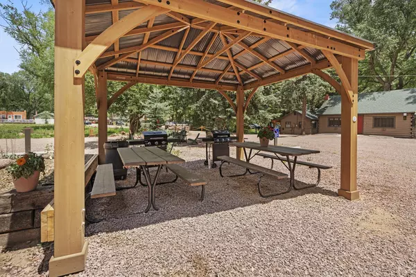 Coliving in West Colorado Springs - West COS, Colorado Springs