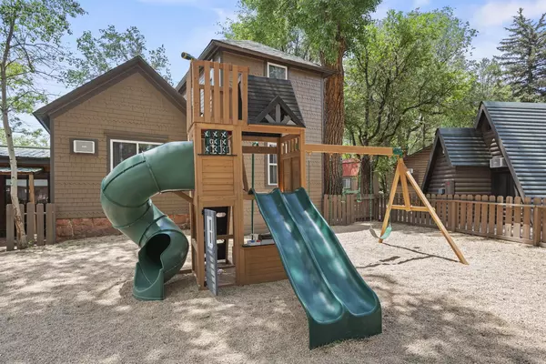 Coliving in West Colorado Springs - West COS, Colorado Springs