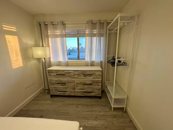 Coliving in Long Beach - The Harbor, Los Angeles