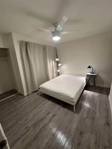 Coliving in Long Beach - The Harbor, Los Angeles