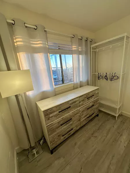 Coliving in Long Beach - The Harbor, Los Angeles