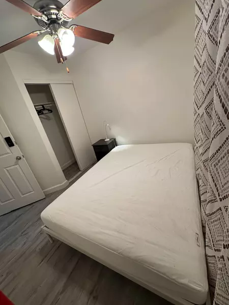 Coliving in Long Beach - The Harbor, Los Angeles