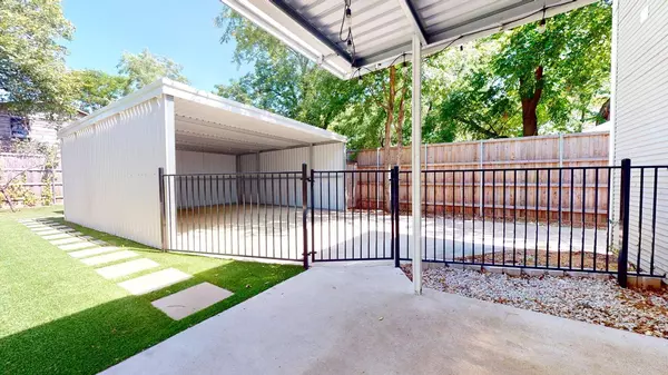 Coliving in Old East Dallas - Ne Dallas, Dallas