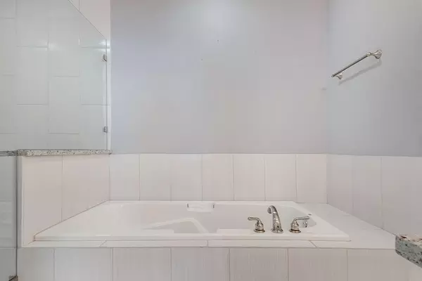 Coliving in Old East Dallas - Ne Dallas, Dallas