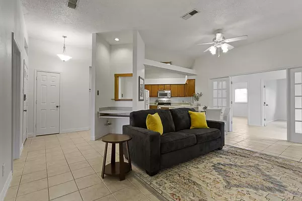 Coliving in West Arlington - Arlington, Dallas