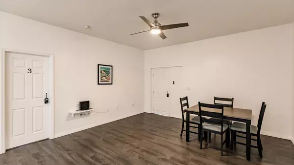 Coliving in North Port - North Port, Sarasota