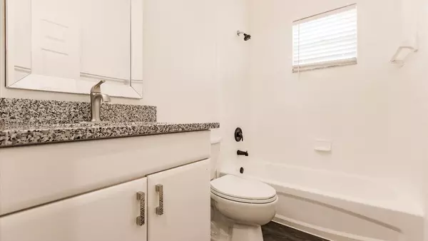 Coliving in North Port - North Port, Sarasota