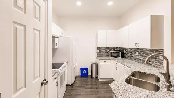 Coliving in North Port - North Port, Sarasota