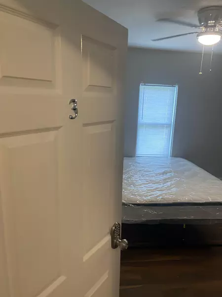 Coliving in Sulphur Springs - North Tampa, Tampa