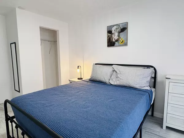 Coliving in Cedar Hills - Westside, Jacksonville