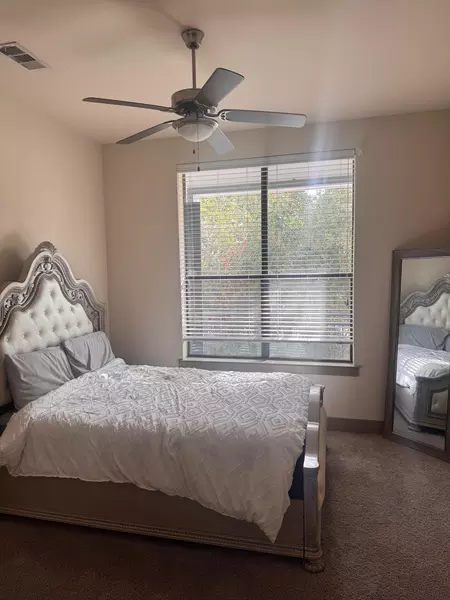 Coliving in Woodlake/ Briar Meadow - West Houston, Houston
