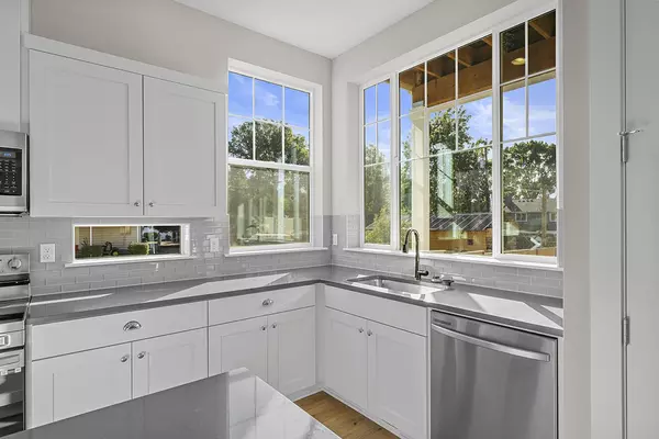 Coliving in Hillsboro - Outer Portland, Portland