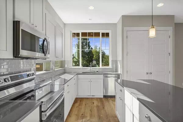 Coliving in Hillsboro - Outer Portland, Portland