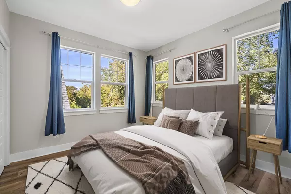 Coliving in Hillsboro - Outer Portland, Portland