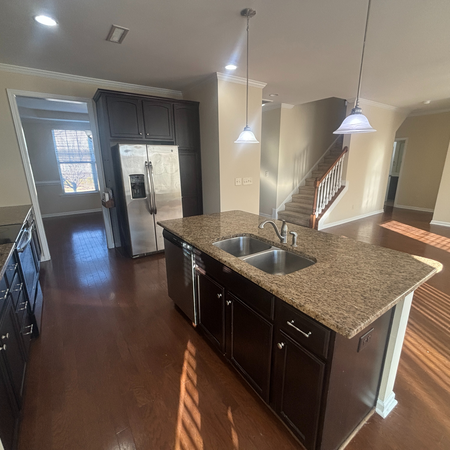 Coliving in Bryson Village - Outer Triangle, Raleigh