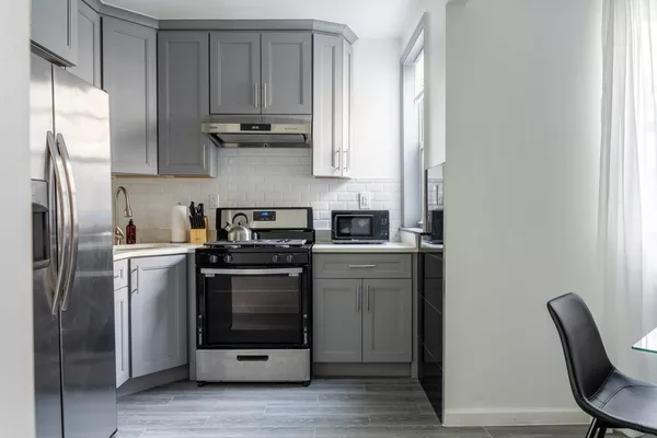 Coliving in Ditmas / Steinway - Queens, New York