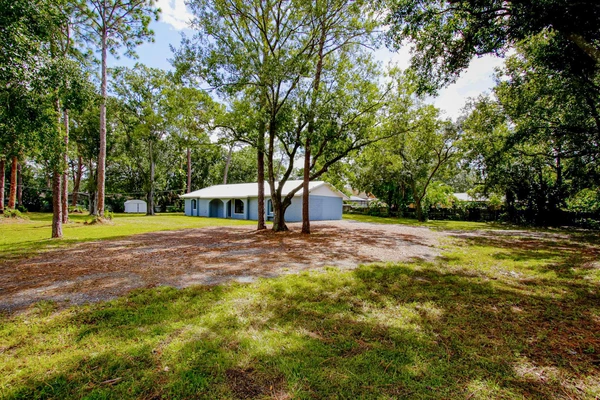 Coliving in Town 'n' Country - West Tampa, Tampa