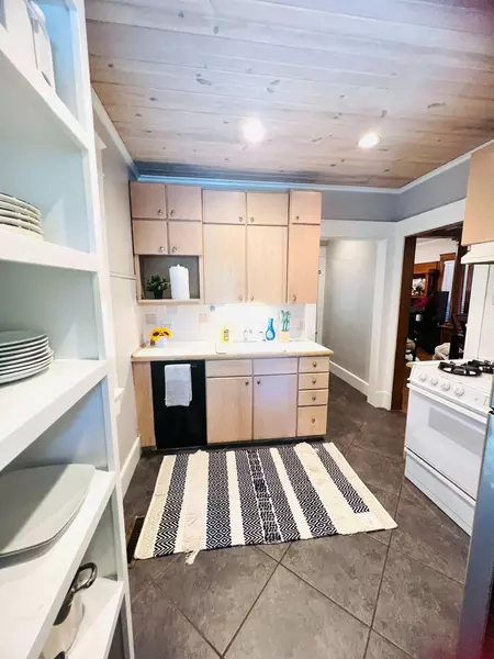 Coliving in Midtown-Westport - KCMO, Kansas City