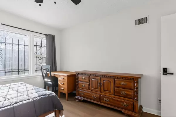 Coliving in Marlborough - KCMO, Kansas City