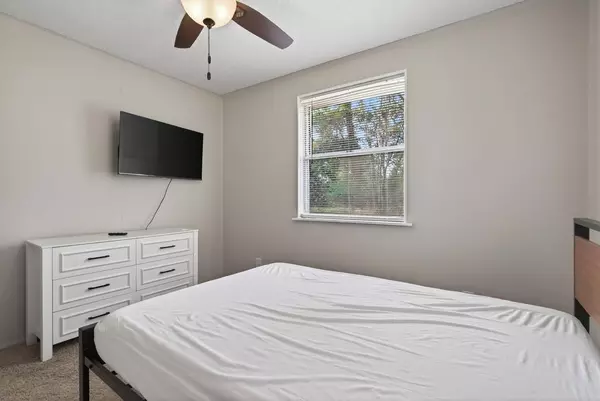 Coliving in Cedar Hills - Westside, Jacksonville