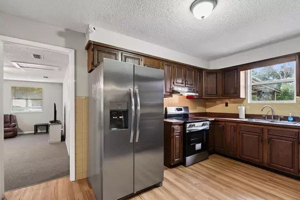 Coliving in Cedar Hills - Westside, Jacksonville