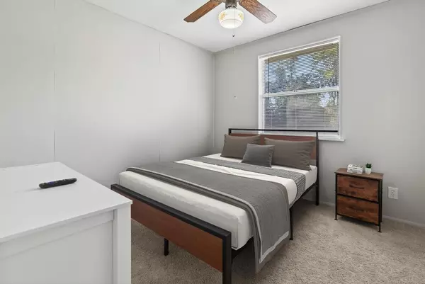 Coliving in Cedar Hills - Westside, Jacksonville