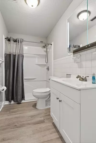 Coliving in Cedar Hills - Westside, Jacksonville