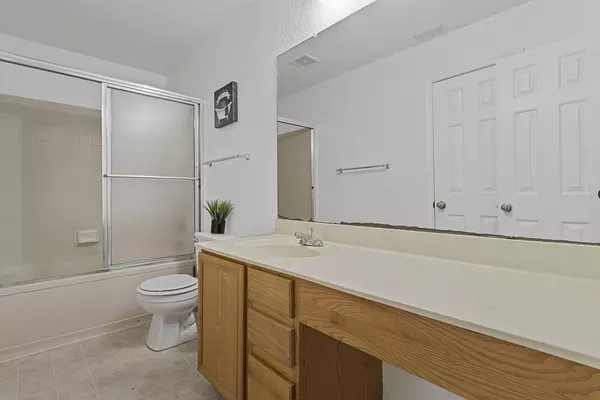 Coliving in Uptown Central - North SATX, San Antonio