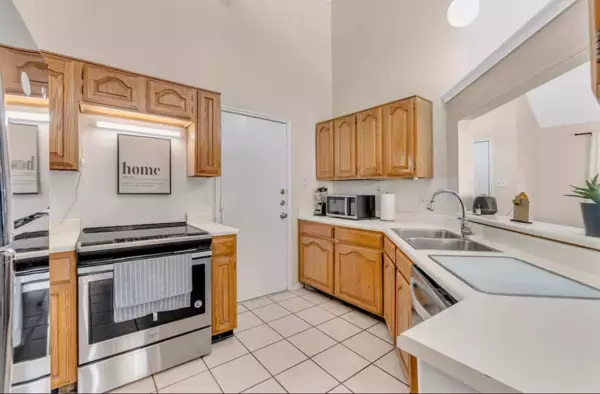 Coliving in Far West Side - West SATX, San Antonio