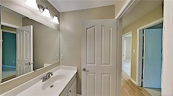 Coliving in Prosperity Church Road - North Charlotte, Charlotte