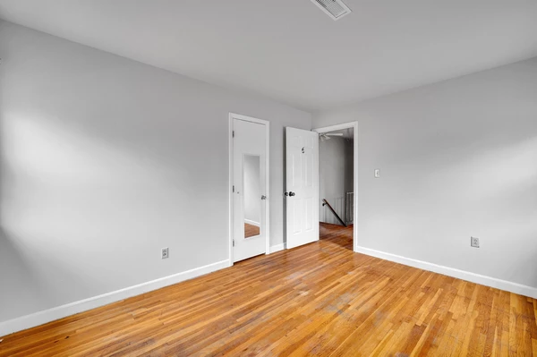 Coliving in Eastway - East Charlotte, Charlotte