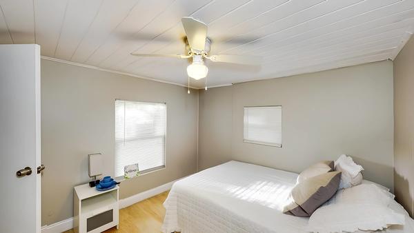 Coliving in Live Oaks Square - East Tampa, Tampa