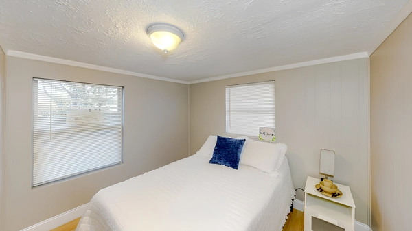 Coliving in Live Oaks Square - East Tampa, Tampa