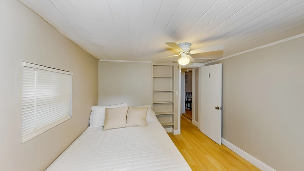 Coliving in Live Oaks Square - East Tampa, Tampa