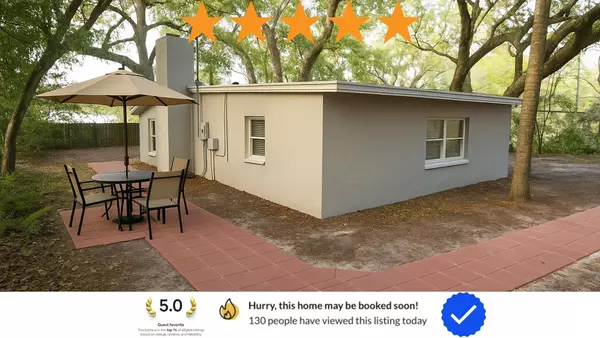 Coliving in Live Oaks Square - East Tampa, Tampa