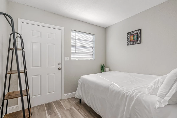 Coliving in Sulphur Springs - North Tampa, Tampa