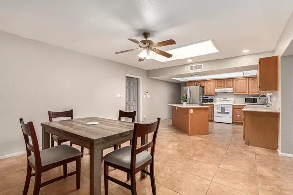 Coliving in Mesa - SE Valley, Phoenix