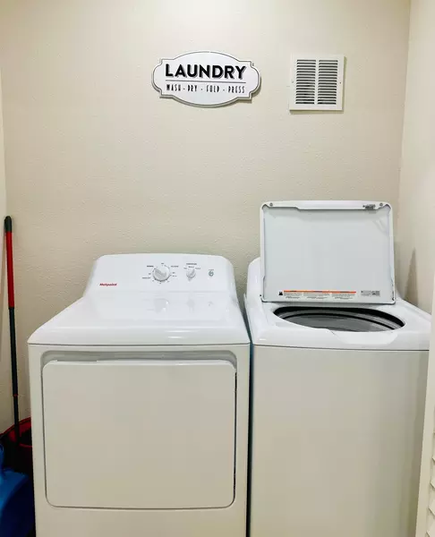 Coliving in Windy Hill - Southside, Jacksonville