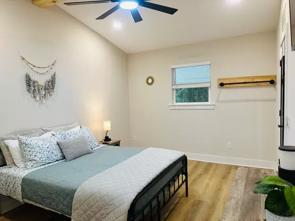 Coliving in Windy Hill - Southside, Jacksonville