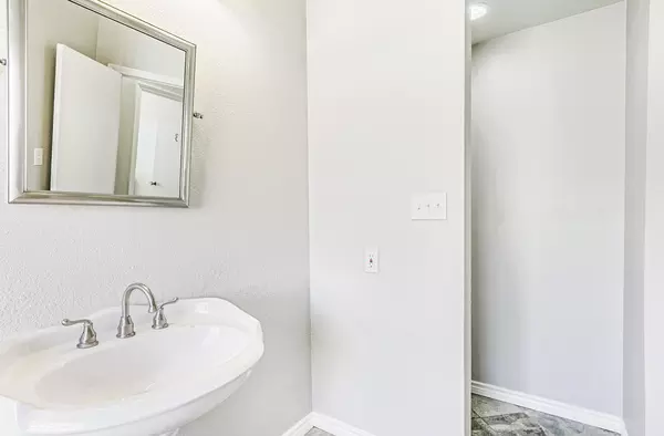 Coliving in White Settlement - Forth Worth, Dallas