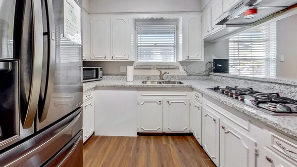 Coliving in Greater Greenspoint - Ne Houston, Houston