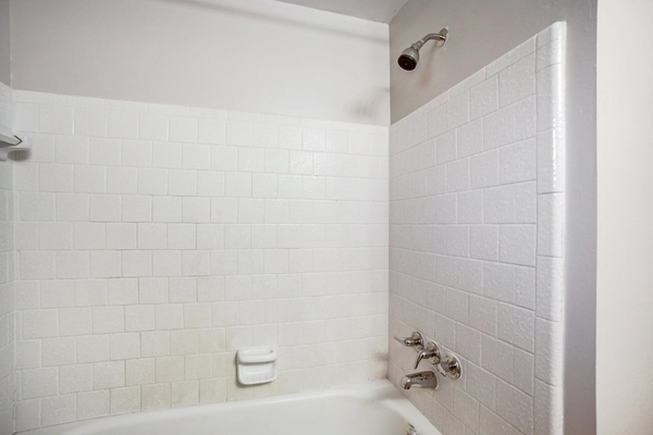 Coliving in Greater Greenspoint - Ne Houston, Houston