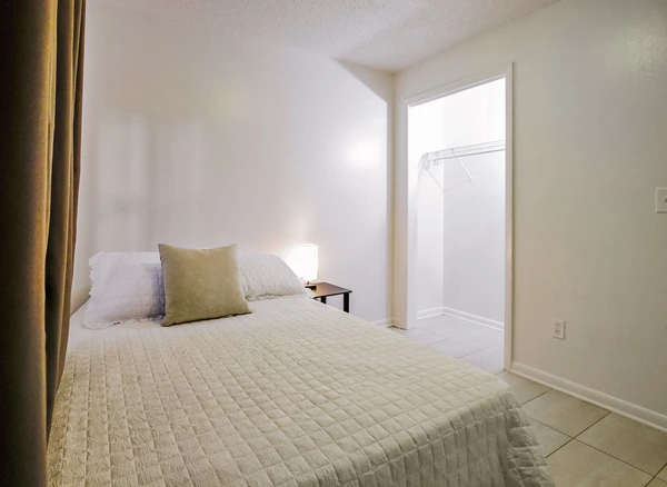 Coliving in University Square - North Tampa, Tampa