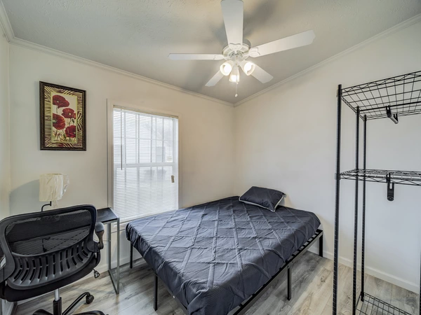 Coliving in Wolf Creek - Sw Dallas, Dallas
