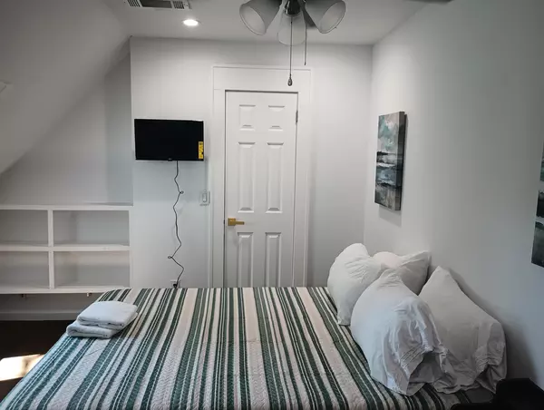 Coliving in Morningside Lenox Park - East Atl, Atlanta
