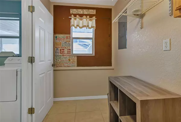 Coliving in Port Charlotte - North Port, Sarasota