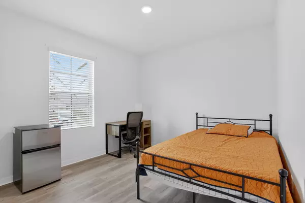 Coliving in Poinciana - South Orlando, Orlando