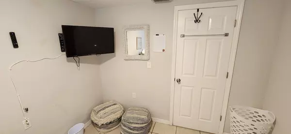 Coliving in Downtown St. Petersburg - Clearwater-St. Petersburg, Tampa